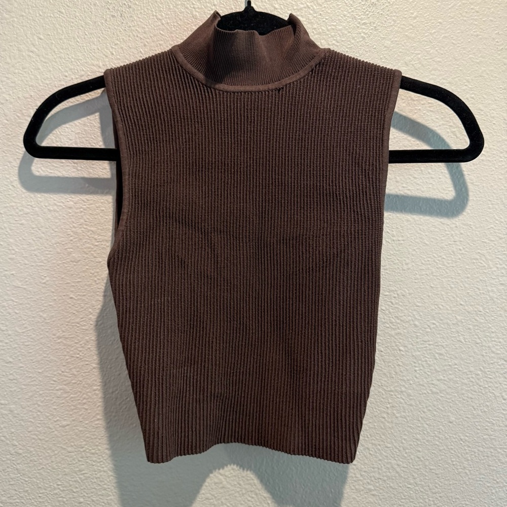 Babaton Aritzia Sculpt Mockneck Halter Top Dark Brown Chocolate XS
